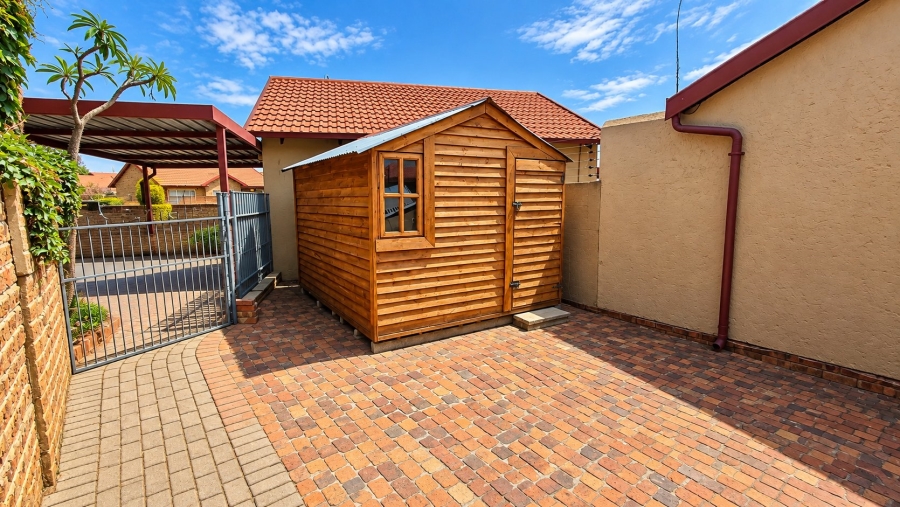 3 Bedroom Property for Sale in Celtisdal Gauteng