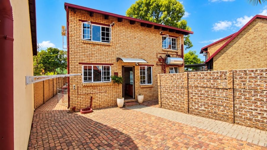 3 Bedroom Property for Sale in Celtisdal Gauteng