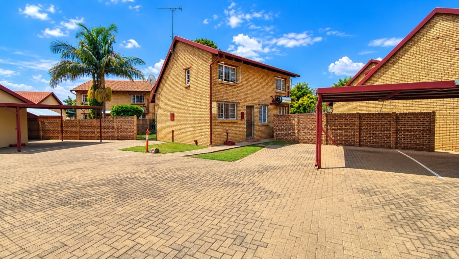 3 Bedroom Property for Sale in Celtisdal Gauteng