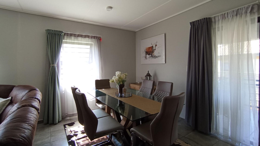 3 Bedroom Property for Sale in Lotus Gardens Gauteng