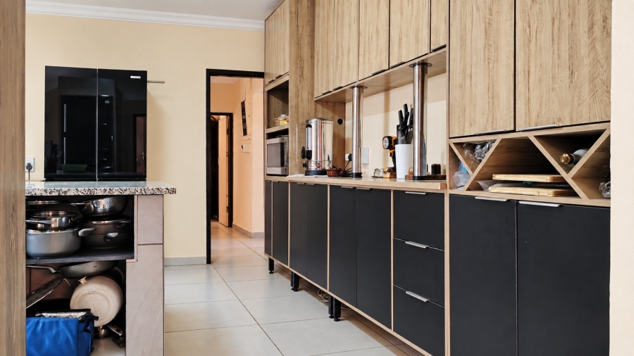 Commercial Property for Sale in Helderstrome AH Gauteng