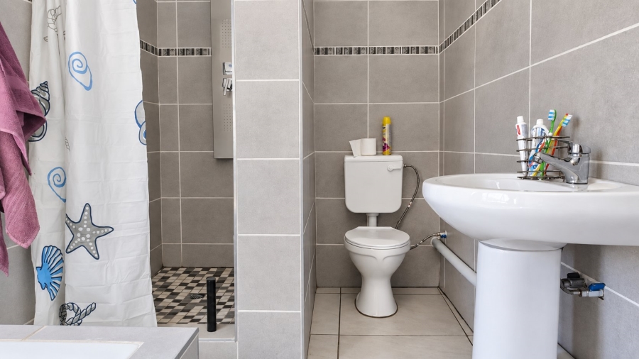 Commercial Property for Sale in Helderstrome AH Gauteng