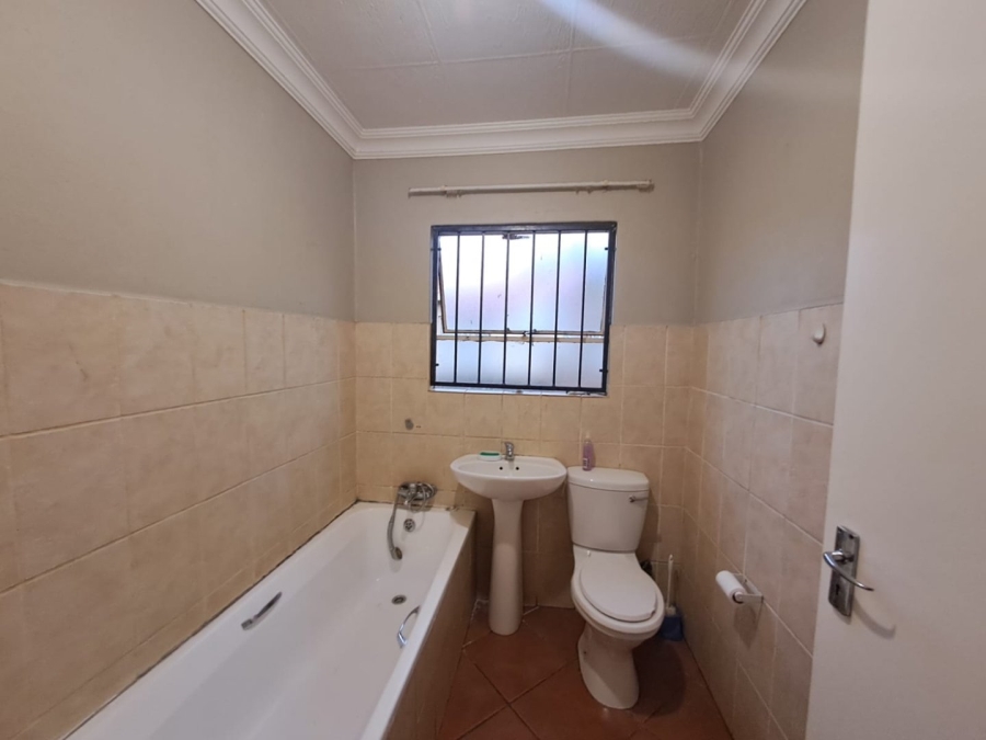 3 Bedroom Property for Sale in The Orchards Gauteng