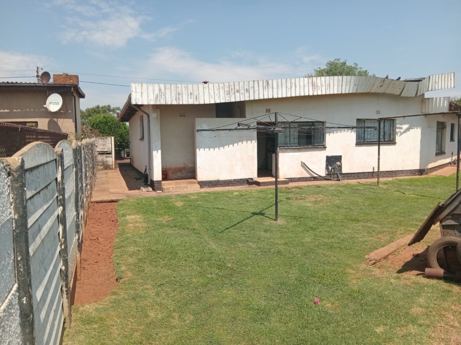 4 Bedroom Property for Sale in Leondale Gauteng