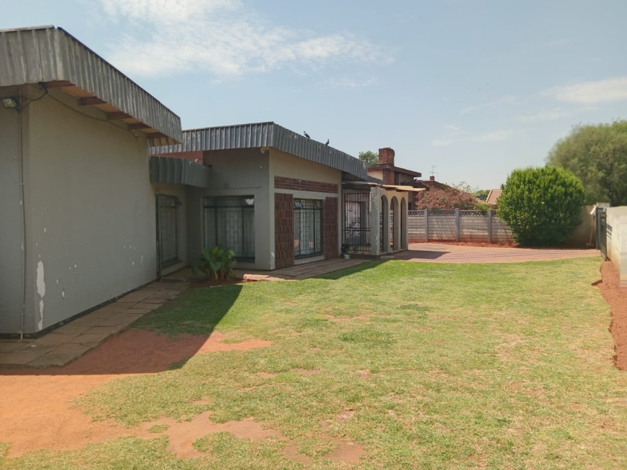 4 Bedroom Property for Sale in Leondale Gauteng