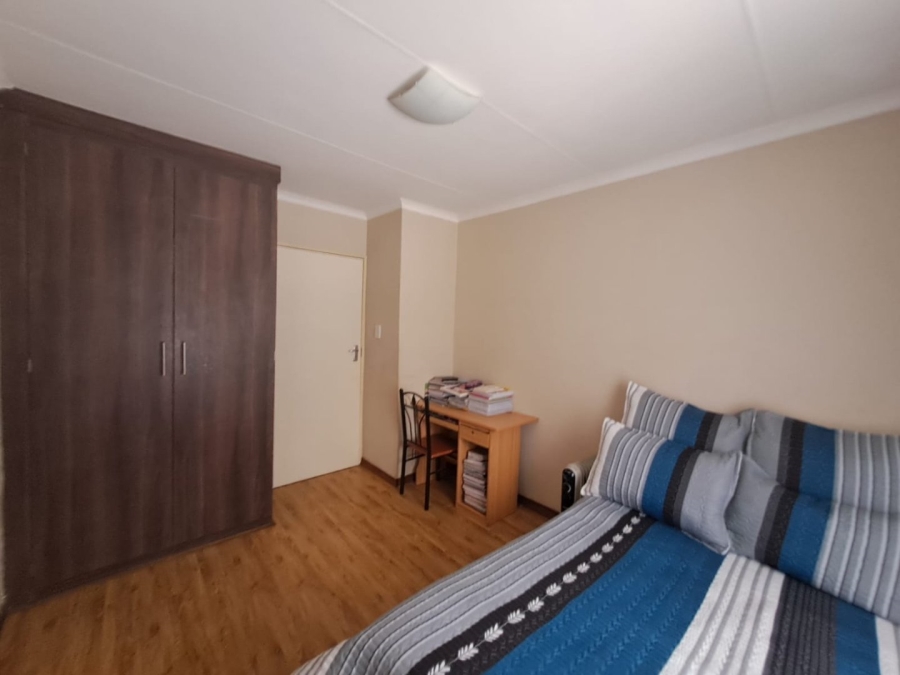 3 Bedroom Property for Sale in Heatherdale AH Gauteng