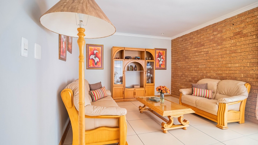 4 Bedroom Property for Sale in Meyersdal Gauteng