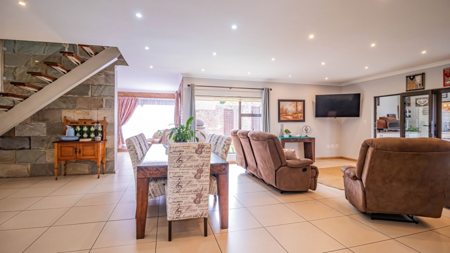 4 Bedroom Property for Sale in Meyersdal Gauteng