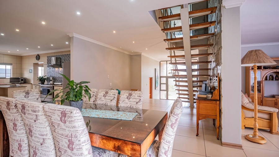 4 Bedroom Property for Sale in Meyersdal Gauteng