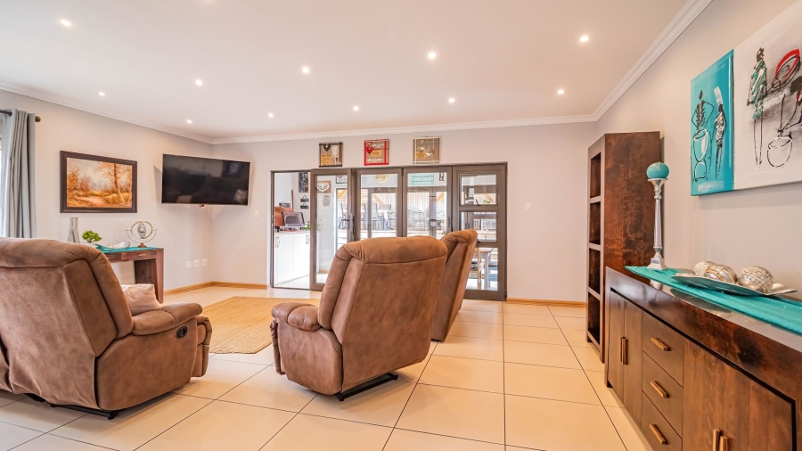 4 Bedroom Property for Sale in Meyersdal Gauteng