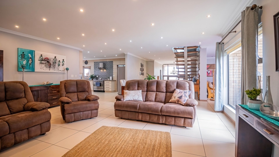 4 Bedroom Property for Sale in Meyersdal Gauteng