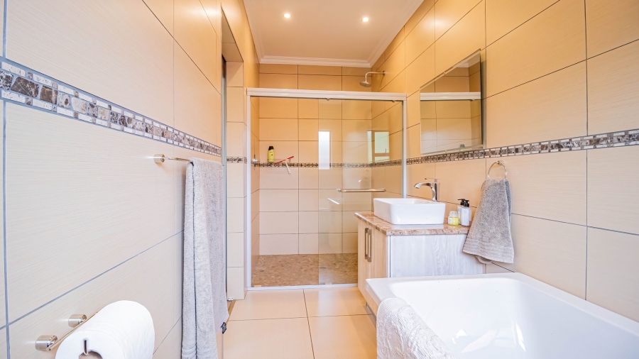4 Bedroom Property for Sale in Meyersdal Gauteng
