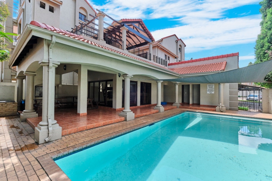 To Let 2 Bedroom Property for Rent in Pineslopes Gauteng