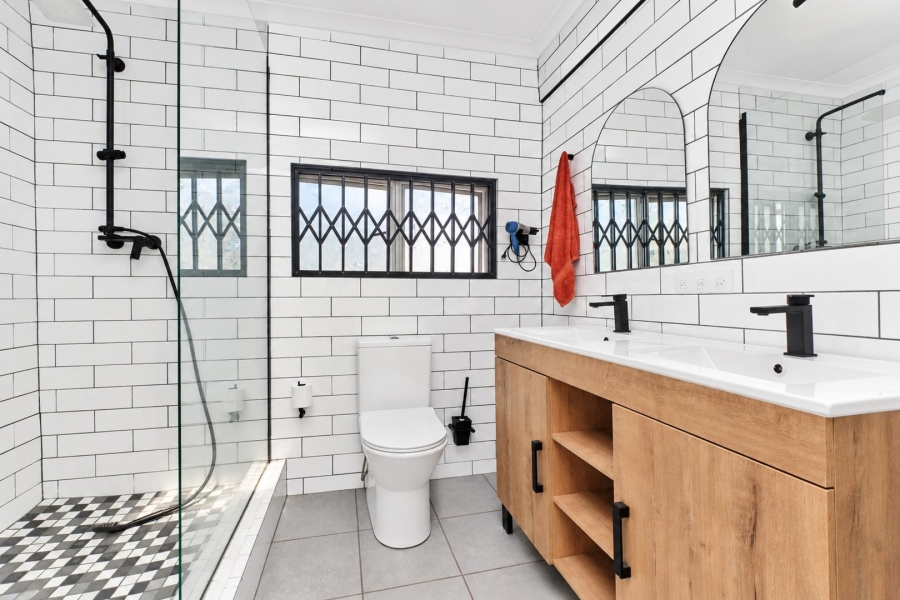 To Let 2 Bedroom Property for Rent in North Riding Gauteng