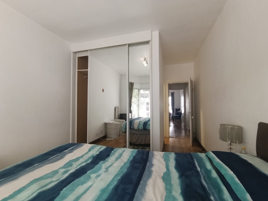 To Let 2 Bedroom Property for Rent in Illovo Gauteng