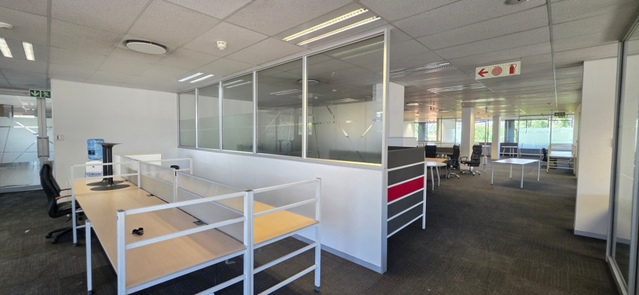 To Let Commercial Property for Rent in Barlow Park Gauteng