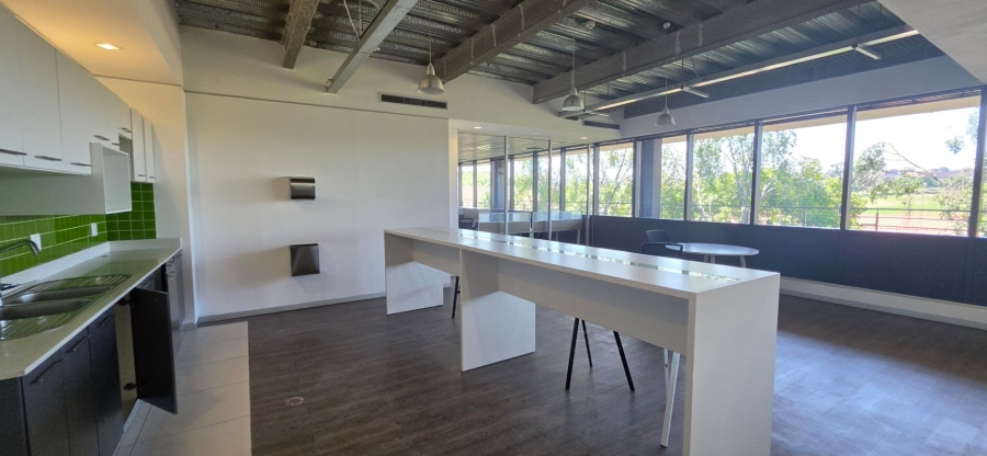To Let Commercial Property for Rent in Barlow Park Gauteng
