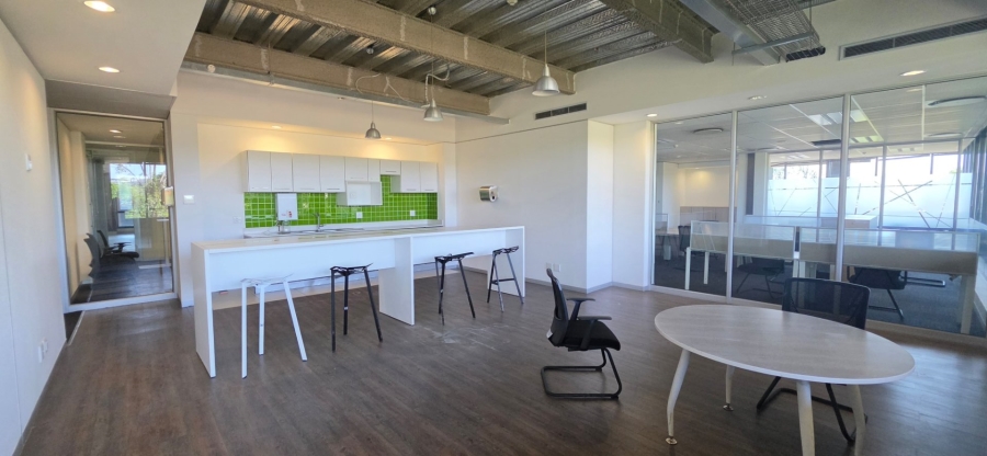 To Let Commercial Property for Rent in Barlow Park Gauteng