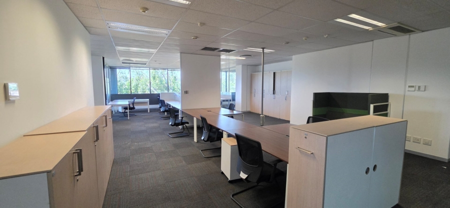 To Let Commercial Property for Rent in Barlow Park Gauteng