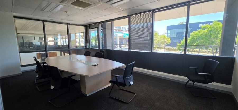 To Let Commercial Property for Rent in Barlow Park Gauteng