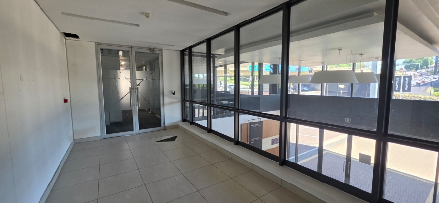 To Let Commercial Property for Rent in Barlow Park Gauteng