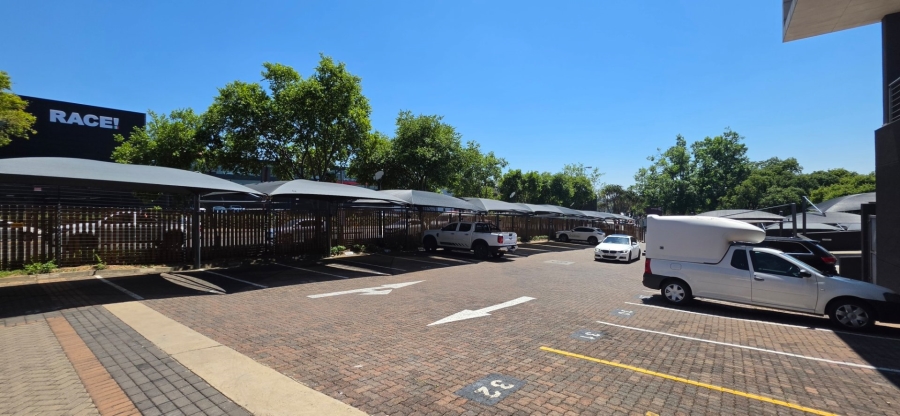 To Let Commercial Property for Rent in Barlow Park Gauteng