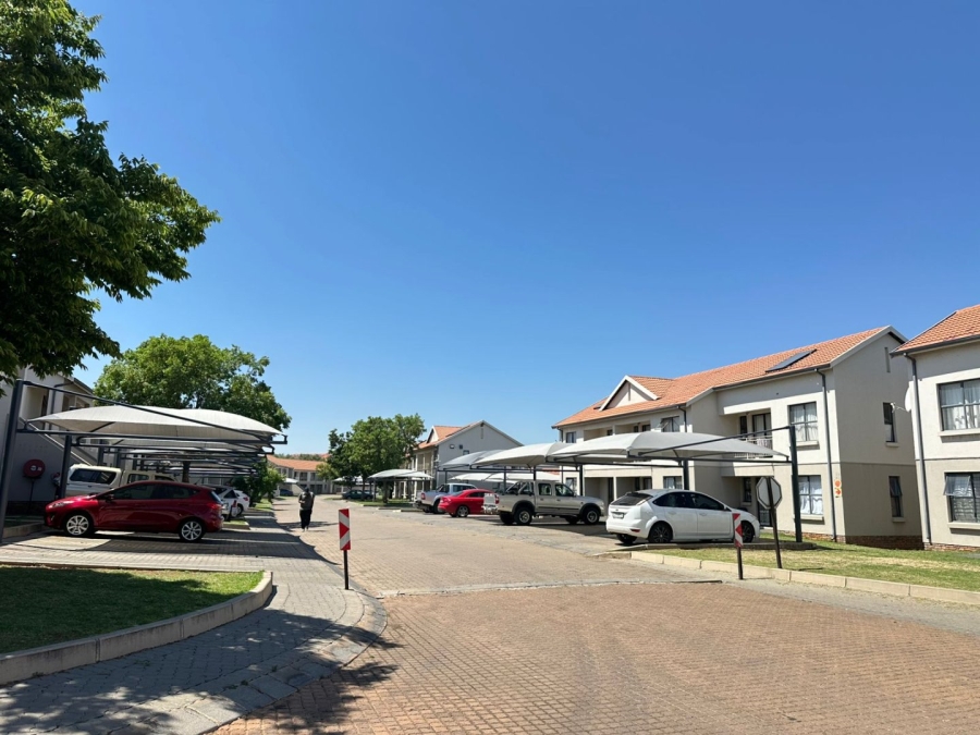To Let 2 Bedroom Property for Rent in The Stewards Gauteng