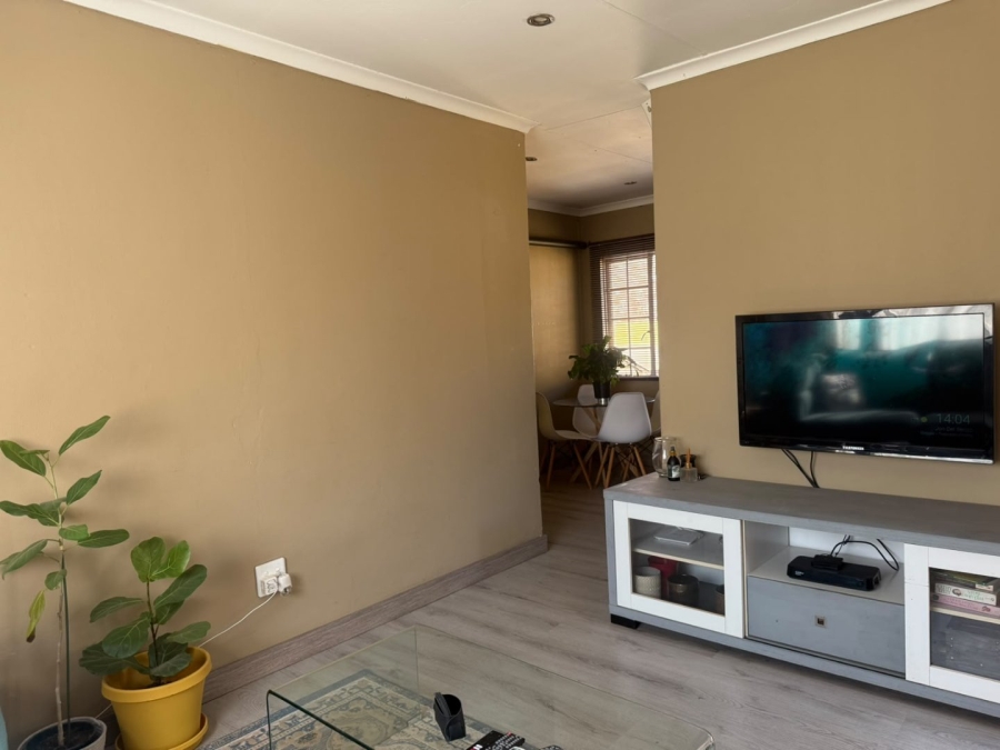 To Let 3 Bedroom Property for Rent in Nkwe Estate Gauteng