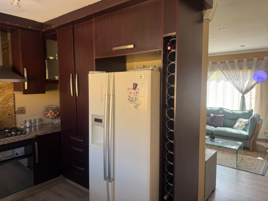 To Let 3 Bedroom Property for Rent in Nkwe Estate Gauteng