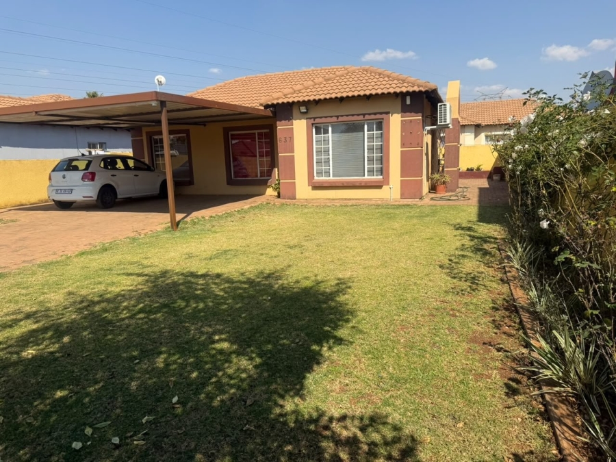 To Let 3 Bedroom Property for Rent in Nkwe Estate Gauteng