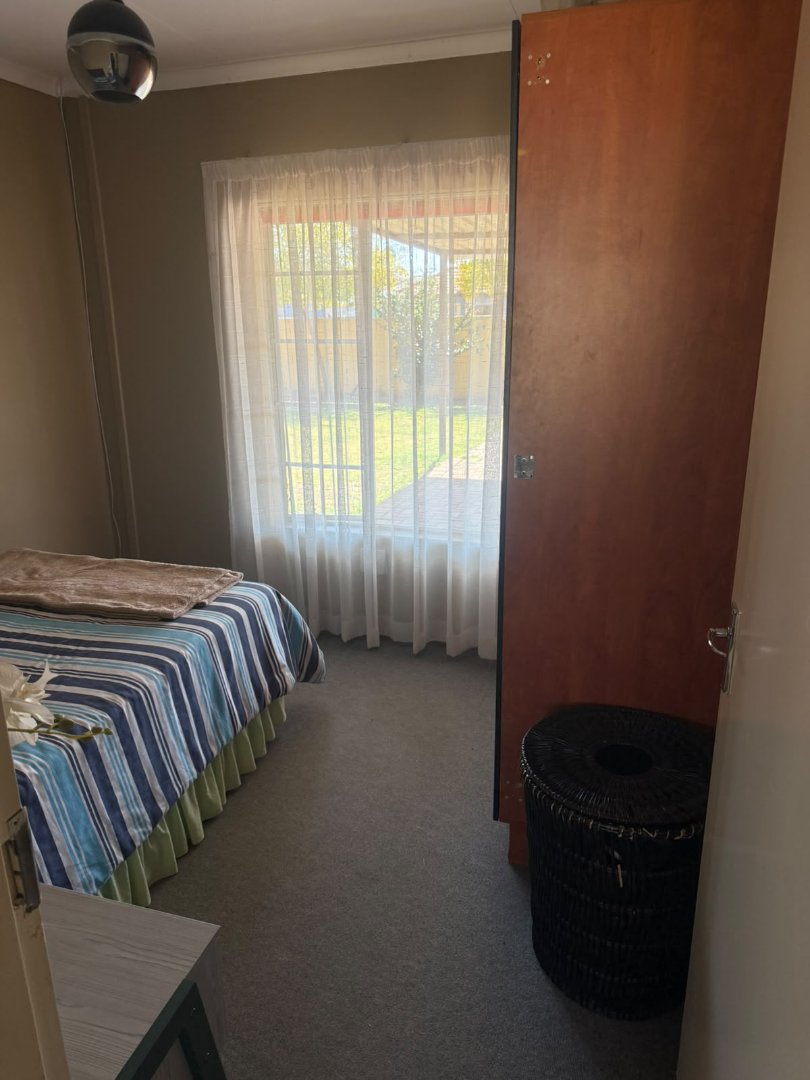 To Let 3 Bedroom Property for Rent in Nkwe Estate Gauteng