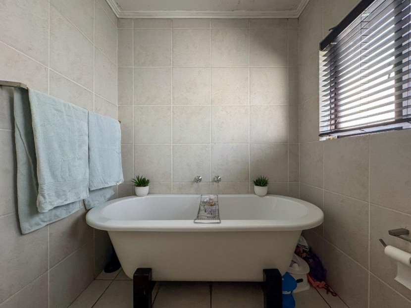 3 Bedroom Property for Sale in Solheim Gauteng