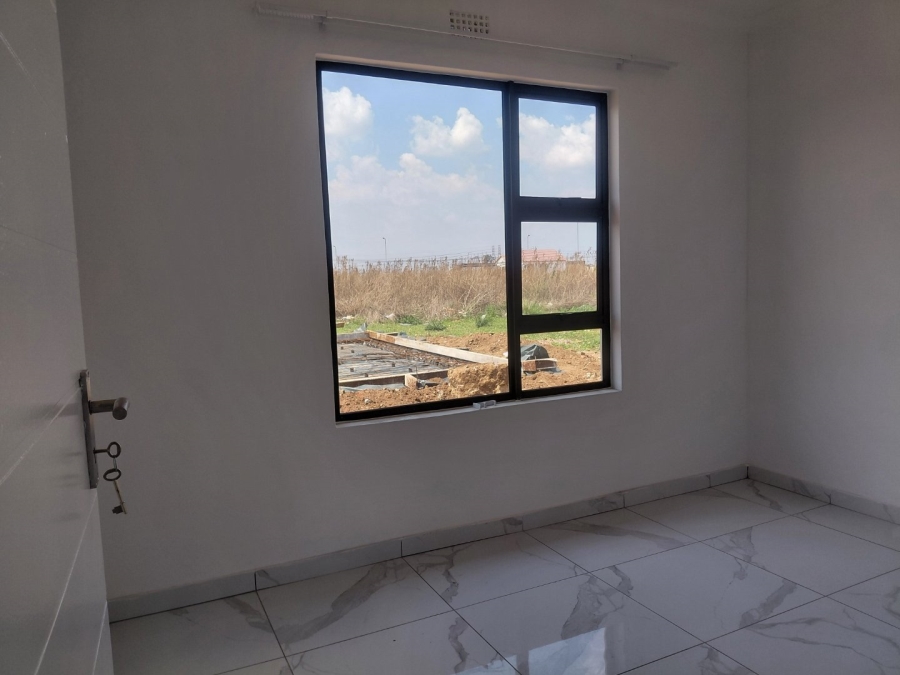 2 Bedroom Property for Sale in Windmill Park Gauteng