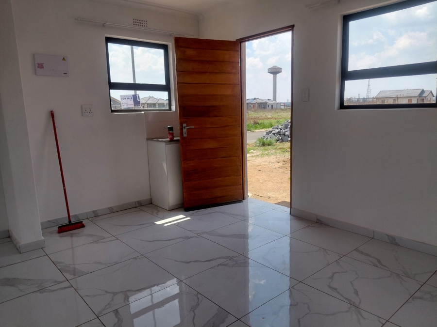 2 Bedroom Property for Sale in Windmill Park Gauteng