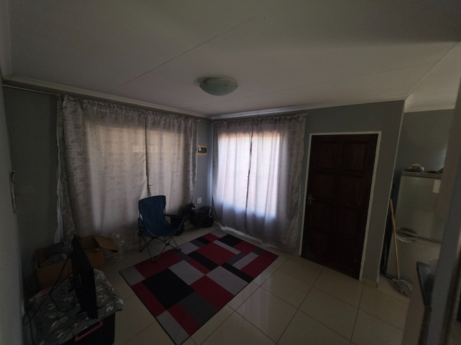 2 Bedroom Property for Sale in Soshanguve VV Gauteng