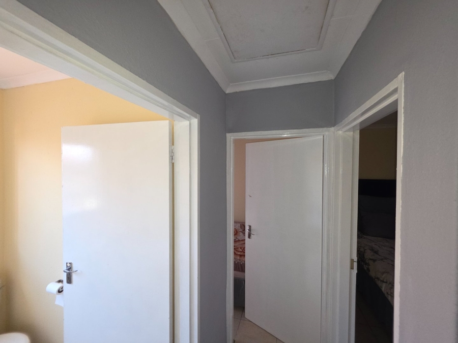 2 Bedroom Property for Sale in Soshanguve VV Gauteng