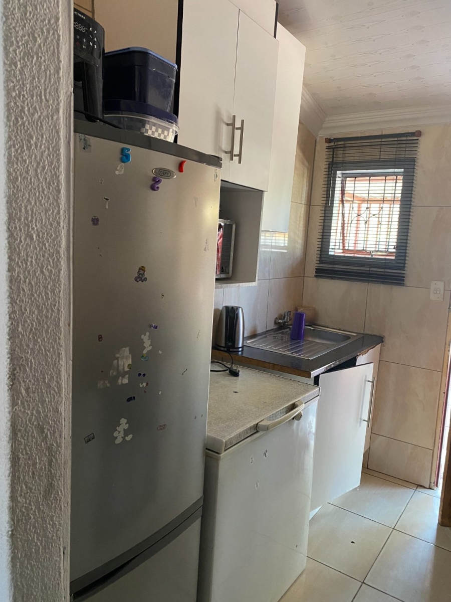 2 Bedroom Property for Sale in Soshanguve FF Gauteng