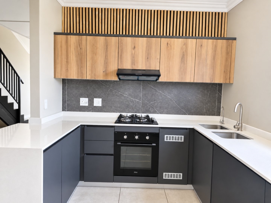 3 Bedroom Property for Sale in Glen Austin Gauteng