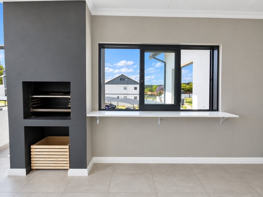 3 Bedroom Property for Sale in Glen Austin Gauteng