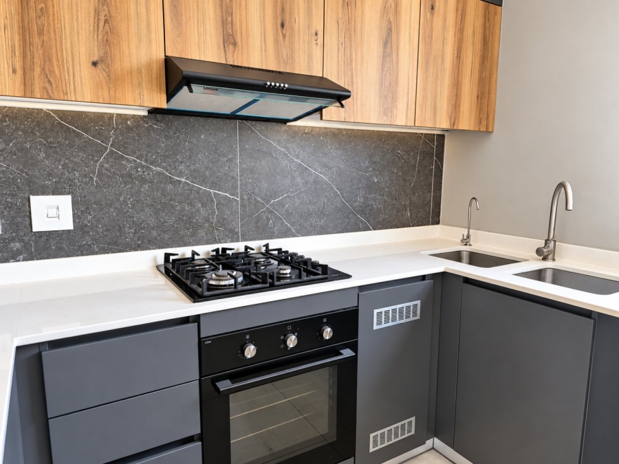3 Bedroom Property for Sale in Glen Austin Gauteng