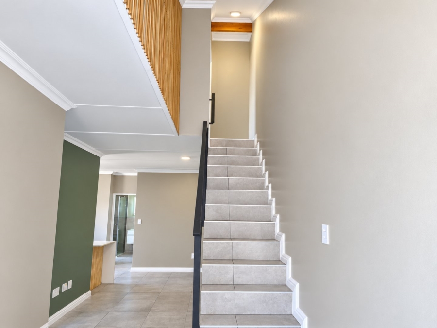 3 Bedroom Property for Sale in Glen Austin Gauteng