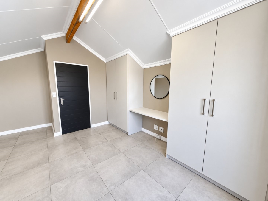 3 Bedroom Property for Sale in Glen Austin Gauteng