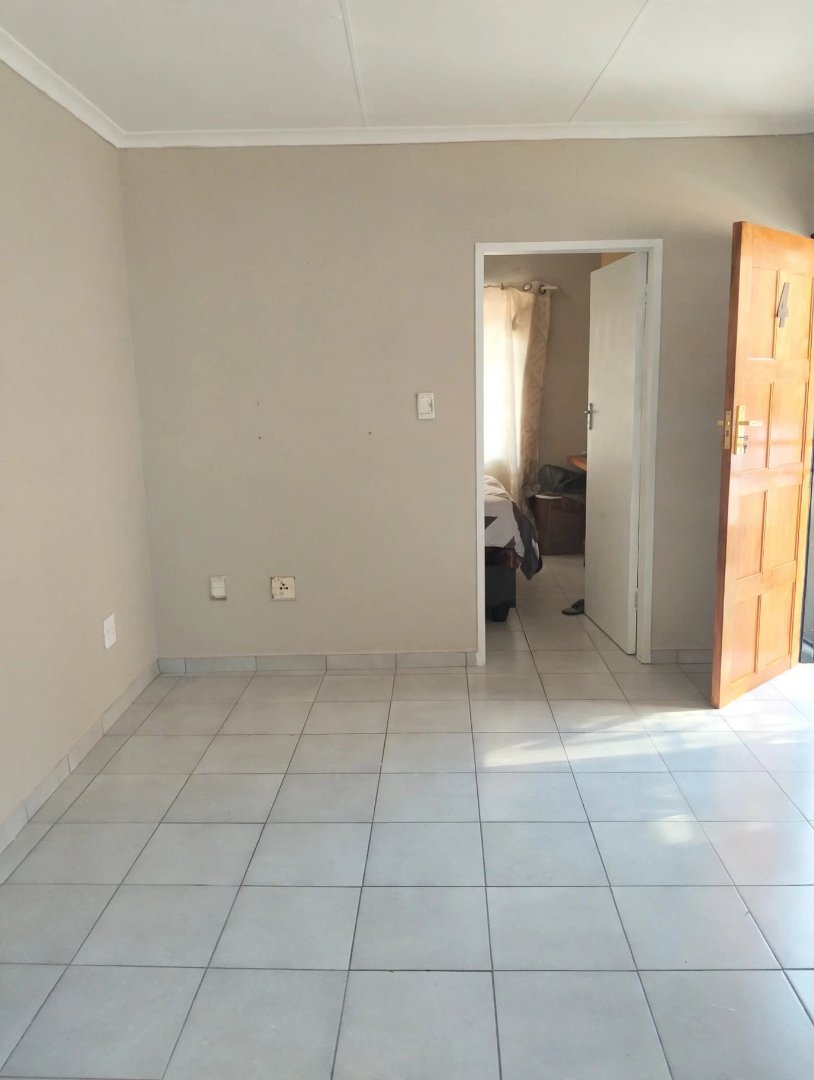 1 Bedroom Property for Sale in Philip Nel Park Gauteng