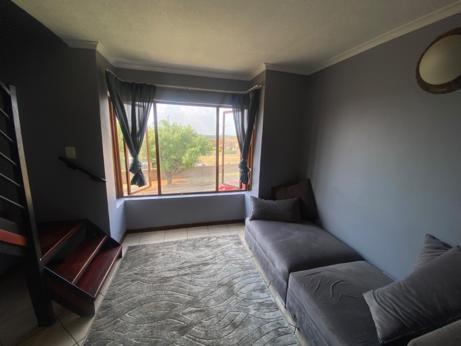2 Bedroom Property for Sale in Montana Tuine Gauteng