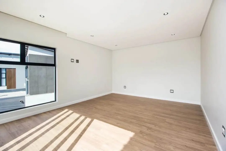  Bedroom Property for Sale in Pretoria West Gauteng