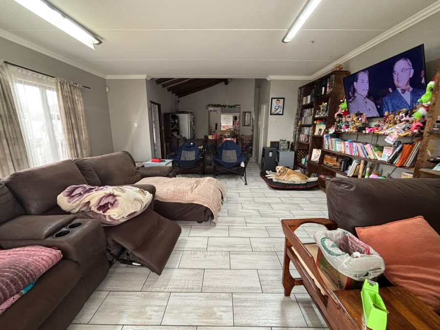 3 Bedroom Property for Sale in Brackendowns Gauteng