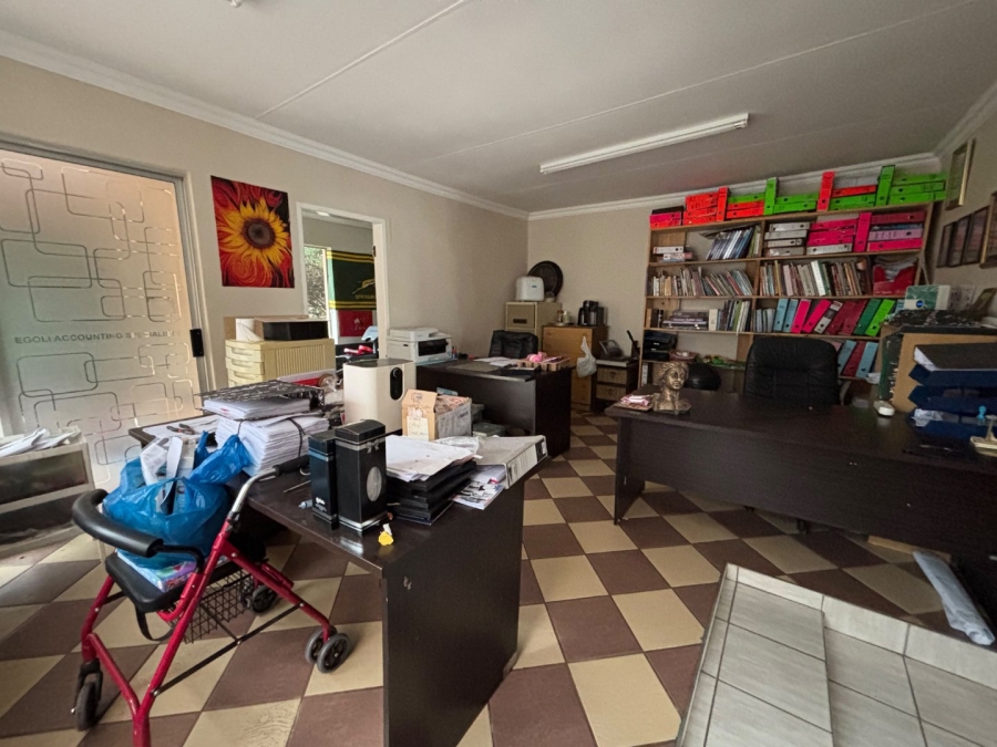 3 Bedroom Property for Sale in Brackendowns Gauteng