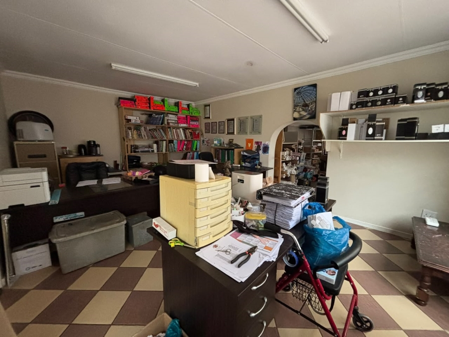 3 Bedroom Property for Sale in Brackendowns Gauteng