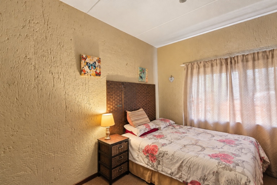 2 Bedroom Property for Sale in Paulshof Gauteng