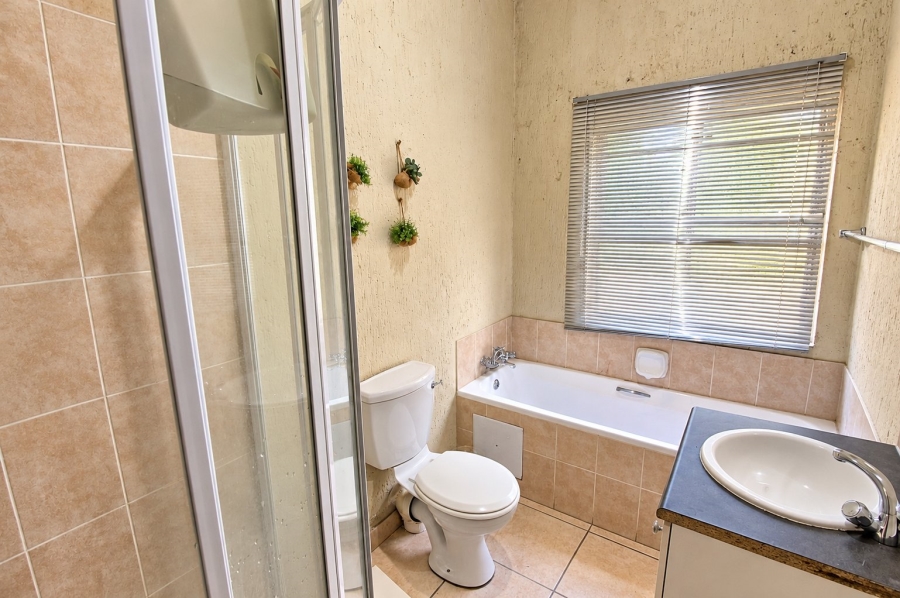 2 Bedroom Property for Sale in Paulshof Gauteng